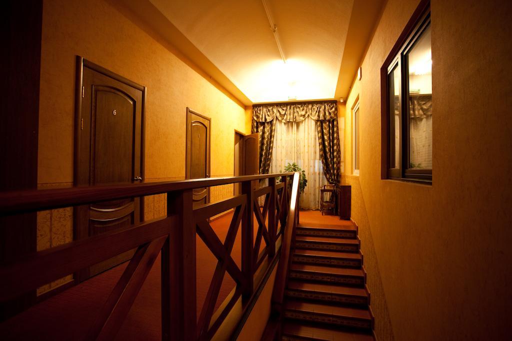 John Hughes Hotel Donetsk Eksteriør bilde